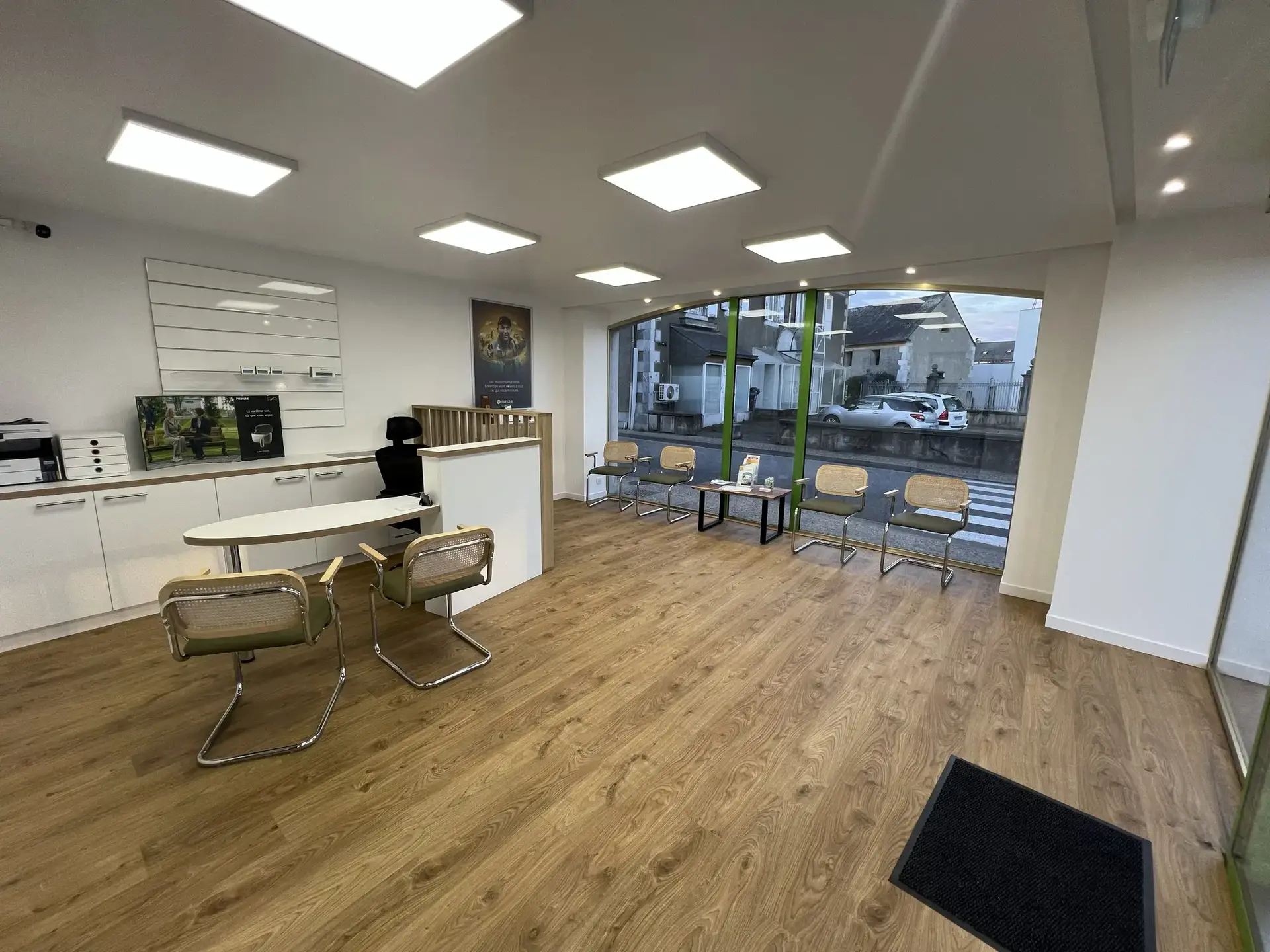 Photo Audioprothésiste Entendre Pontacq